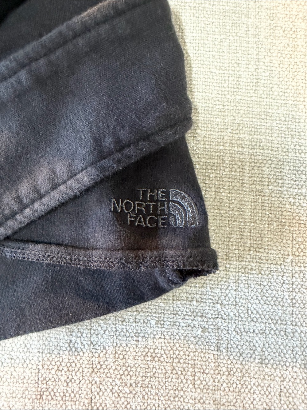 The North Face Black Fleece Open Cardigan with Embroidered Logo - Picture 2 of 4